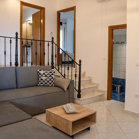 Sea View Apartment Grek Nea 4 Nea Roda Exterior photo