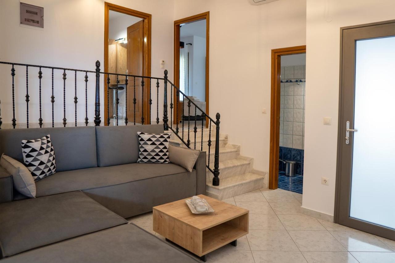 Sea View Apartment Grek Nea 4 Nea Roda Exterior photo