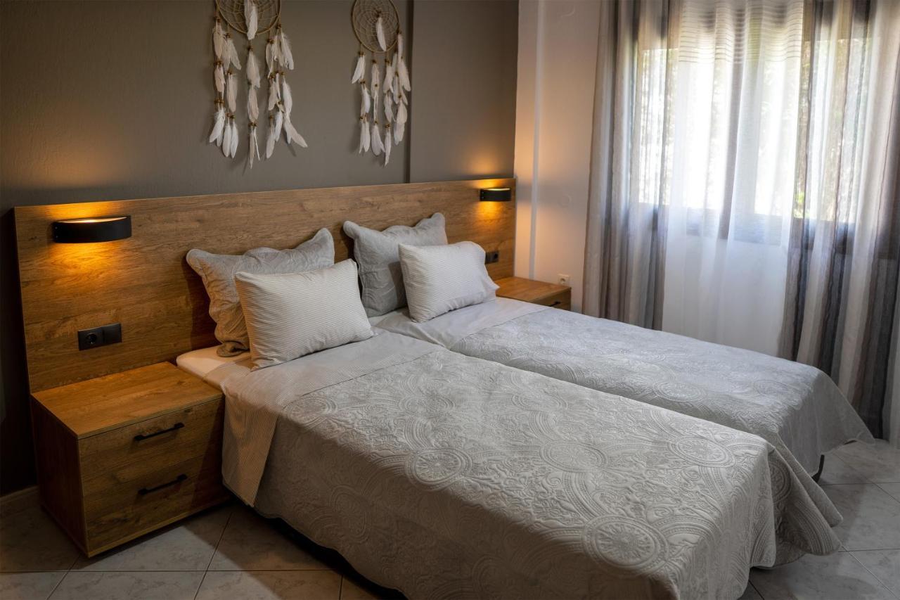 Sea View Apartment Grek Nea 4 Nea Roda Exterior photo