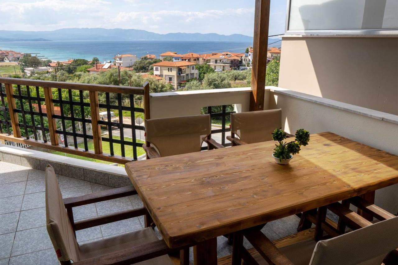 Sea View Apartment Grek Nea 4 Nea Roda Exterior photo